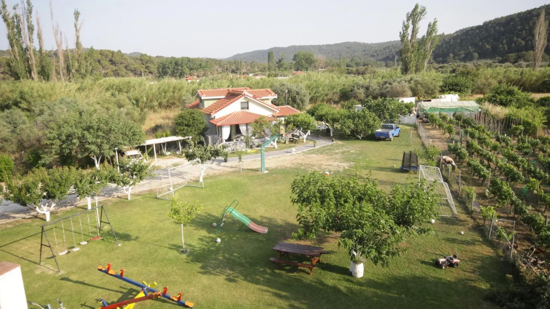 Zephyros Family Apartments 2 Ormos Panagias