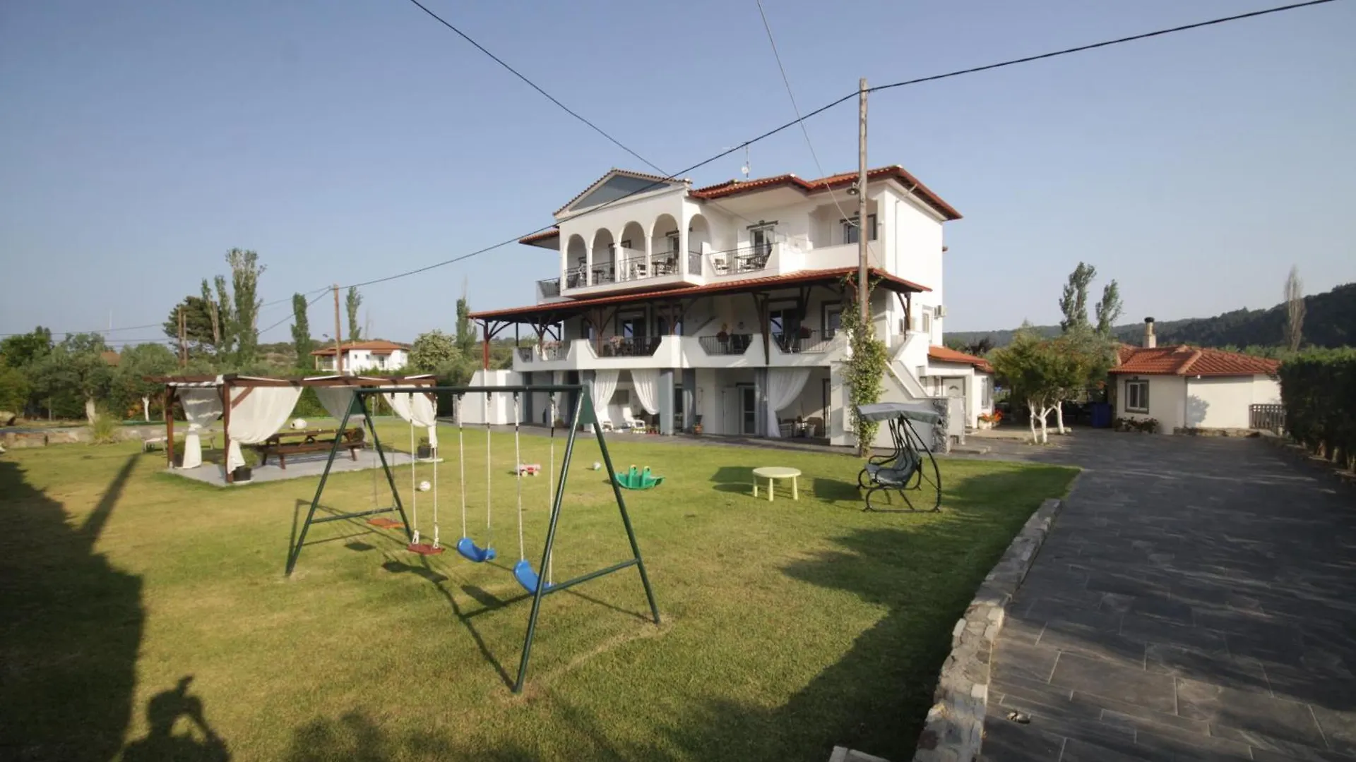 Zephyros Family Apartments 2 Ormos Panagias
