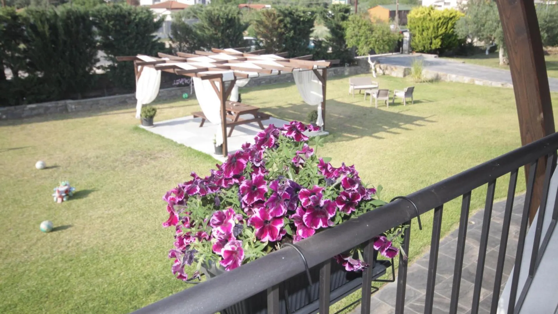 Zephyros Family Apartments 2 Ormos Panagias Grecja